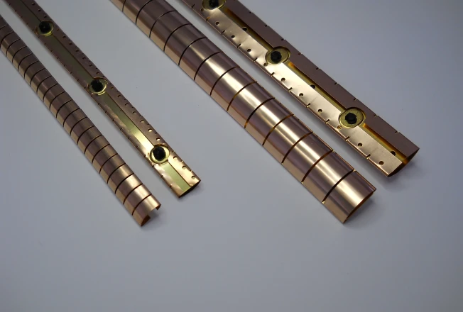 シンメトリカルスロットシールディング 写真